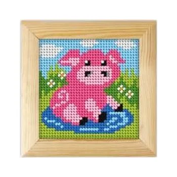 Set školních potřeb Haft z ramką. Moje pierwsze wyszywanie - Świnka