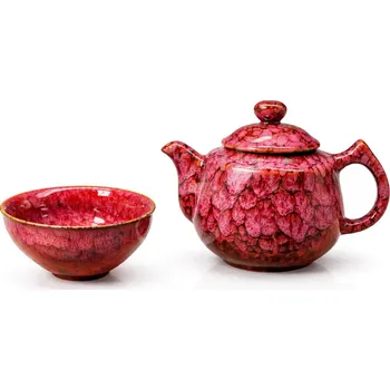 Konvice na čaj ČERVENÁ ČAJOVÁ KONVIČKA S KRAKELOVANOU GLAZUROU 245 ml + 1 ŠÁLEK