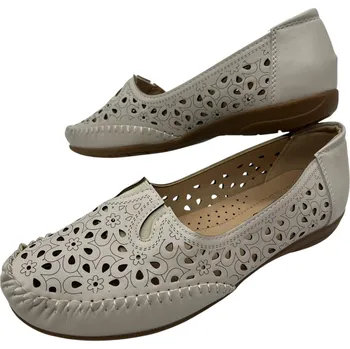 Dámská obuv Cosmos Dámské béžové nadměrné mokasíny Barva: Béžová, Velikost: 42