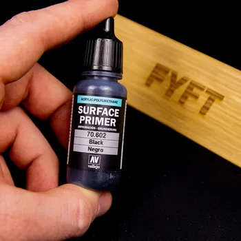 Vallejo Surface Primer 70.602 Black 17ml - barva pro barvíře modelů