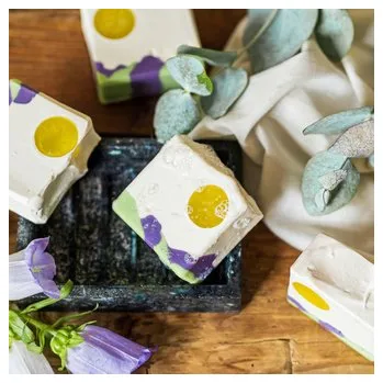 Nestandardní parfém Poledne v Provence, 100 g