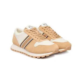 Dámská obuv Sneakersy Armani Exchange XW002229 AF21431 MZ434 Béžová 38