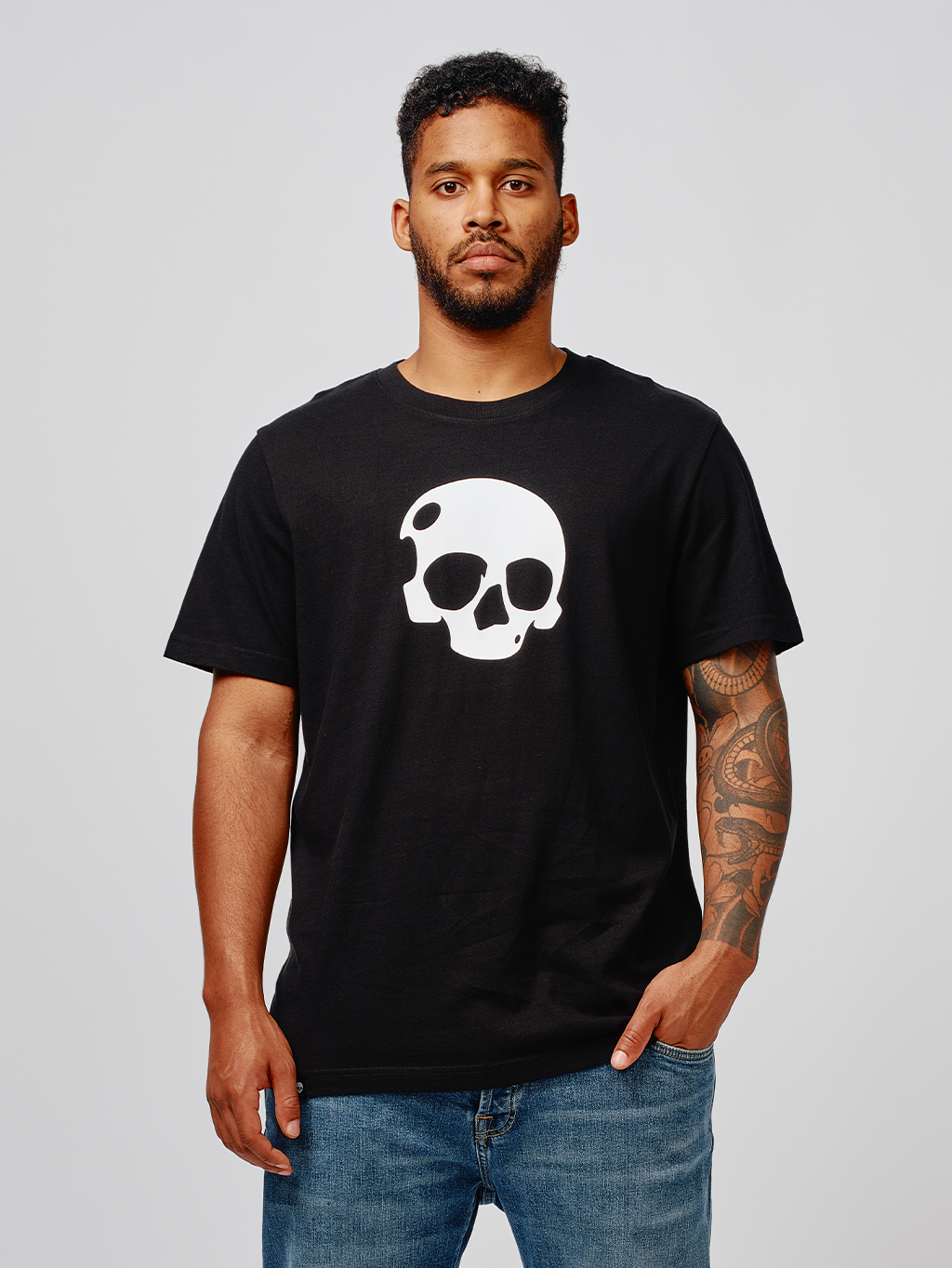 Never Enough Triko Big White Skull Velikost: XL