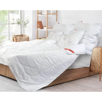 přikrývka Přikrývka 200x220 cm celoroční antialergická + 2x polštář 70x80 cm prošívaná