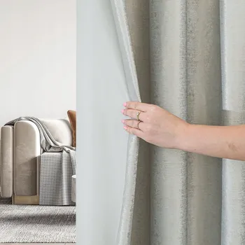 Obraz ZÁCLONY DO OBÝVÁKU POLOZATEMŇOVACÍ NA PÁSCE 140x185 SVĚTLE ŠEDÉ ELEONO