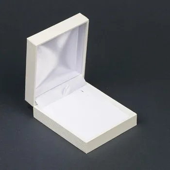 Dárková krabička My Moldavite Dárková krabička na přívěsek s řetízkem