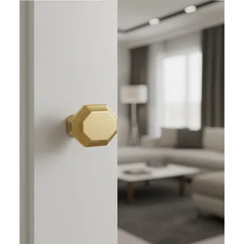 Nábytkové kování Giusti Úchytka knopka MOET / Starozlatá