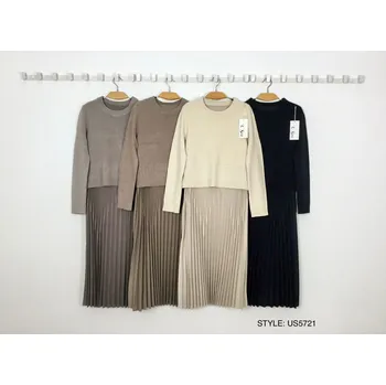 Dámské oblečení Dlouhé plisé šaty se svetříkem USee 5721 barva: hnědá-fango