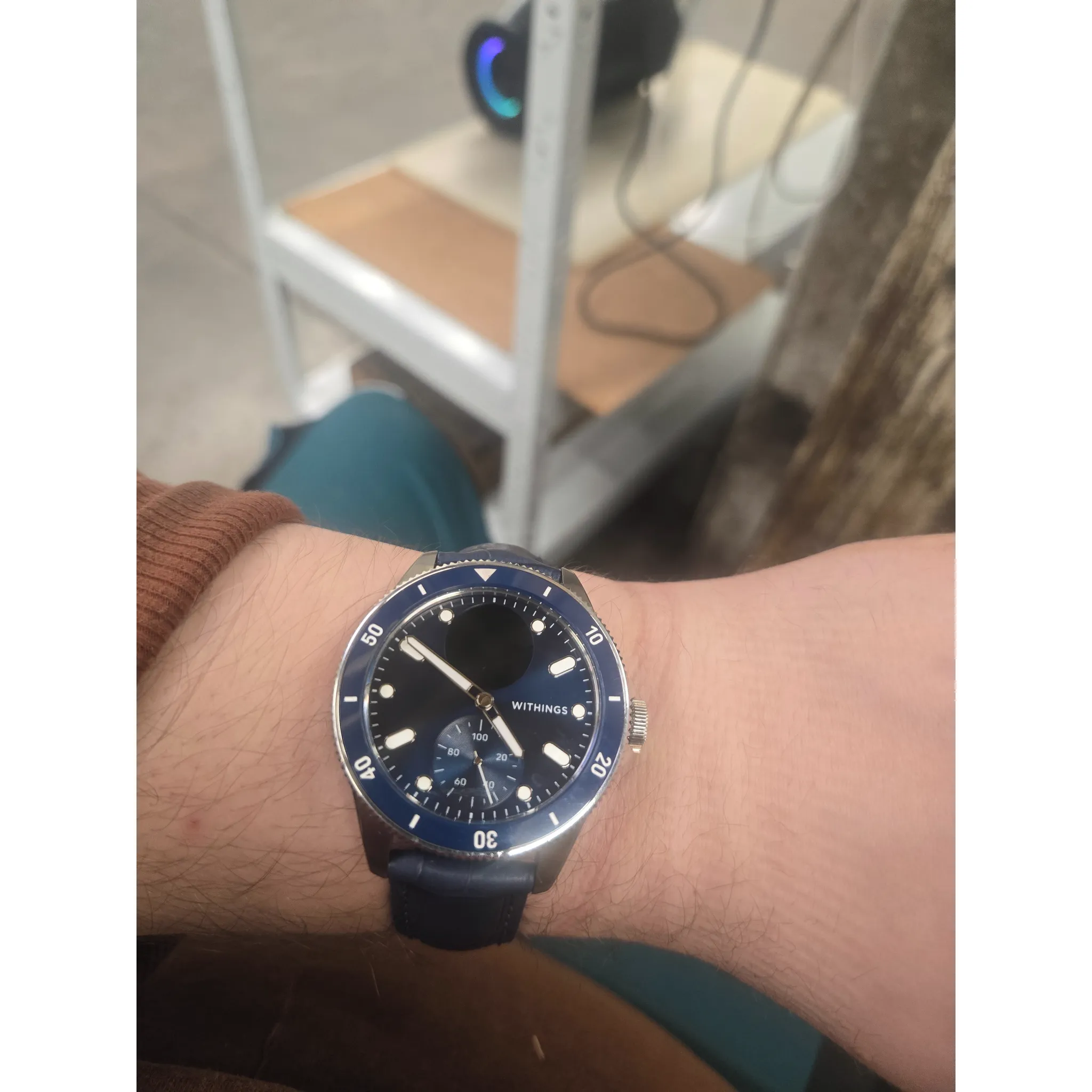 Fotografie 4 - Chytré hodinky Withings ScanWatch Nova 42 mm modré/stříbrné