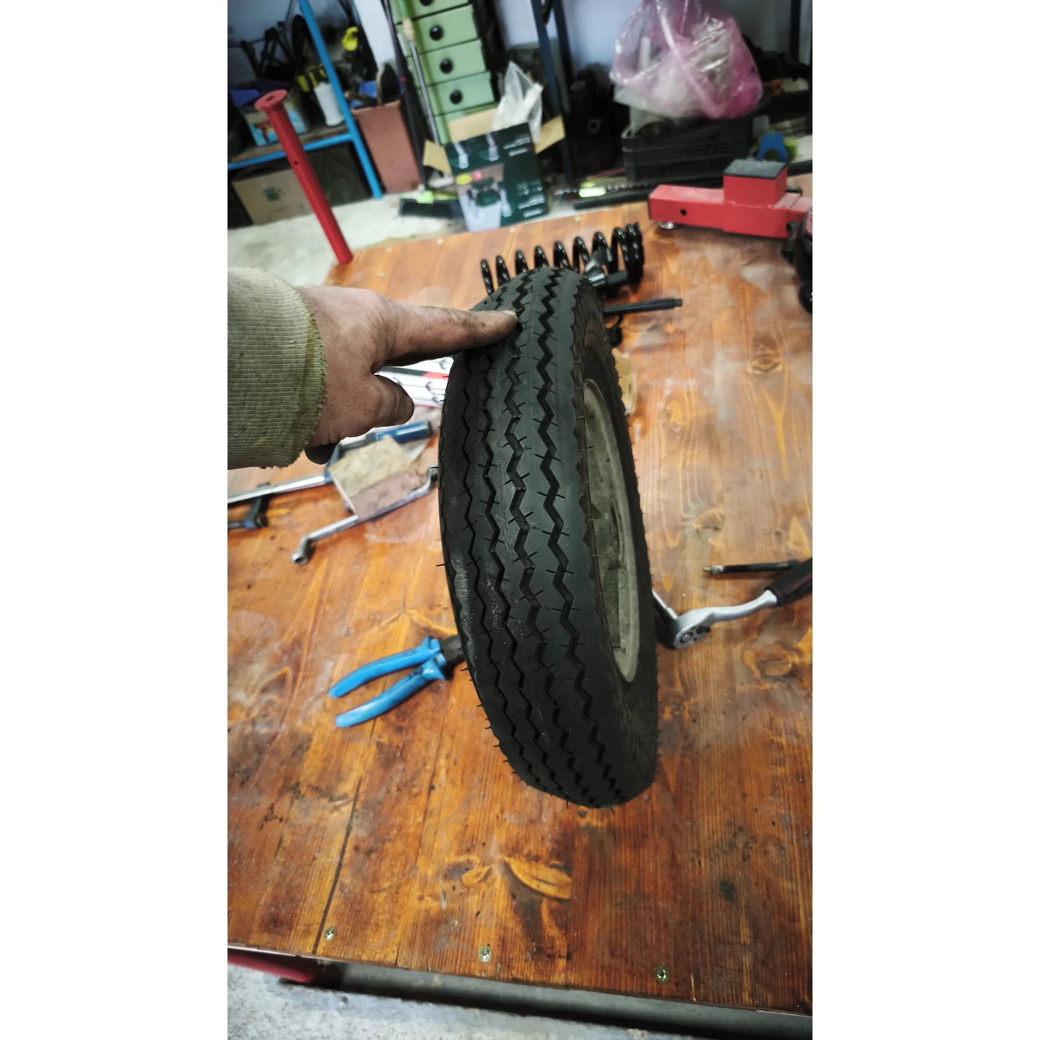 Fotografie 4 - Pneu pro těžký stroj Kenda K371 4 -8 K71 M