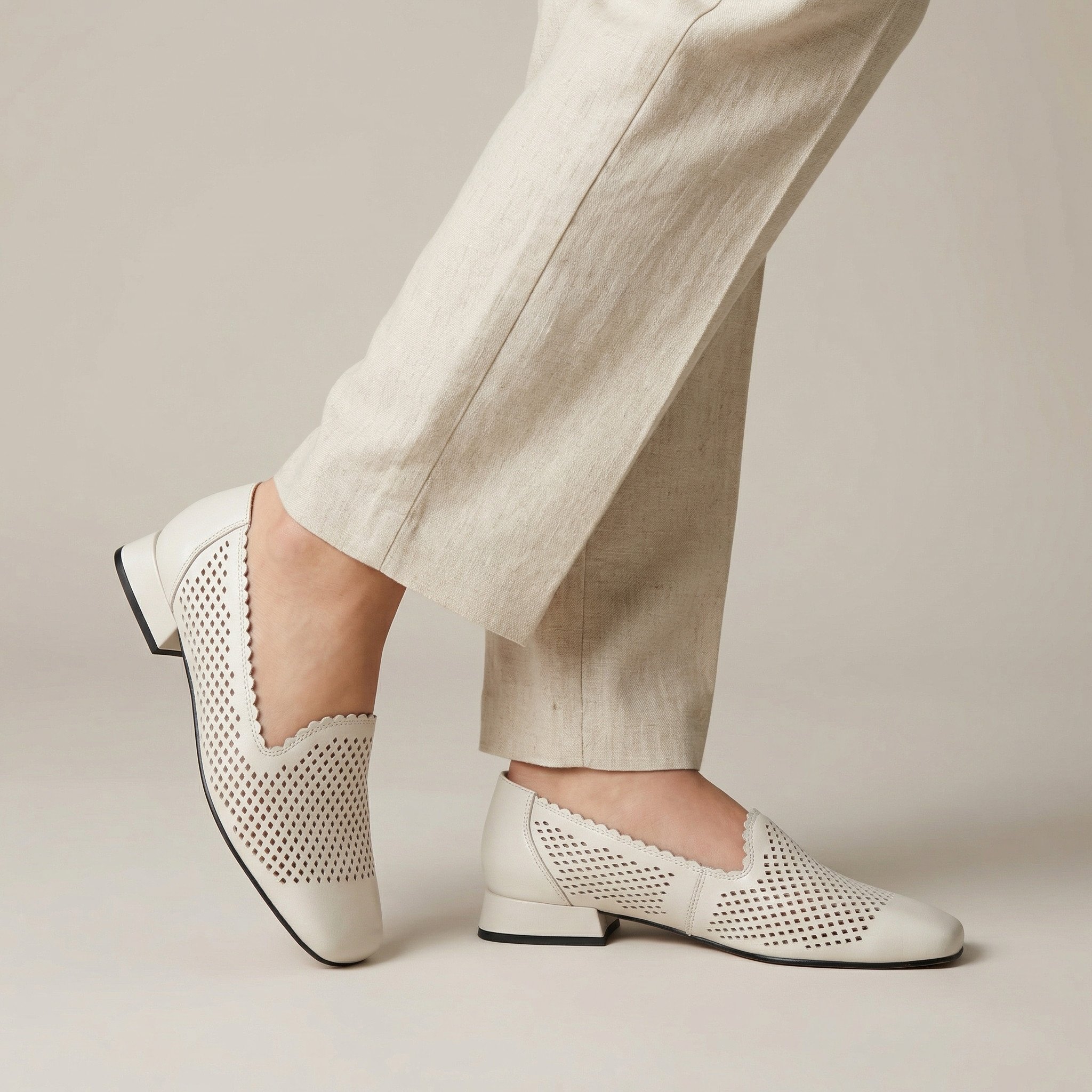 Karisma Dámské krémové perforované polobotky z kozí kůže Velikost: 40