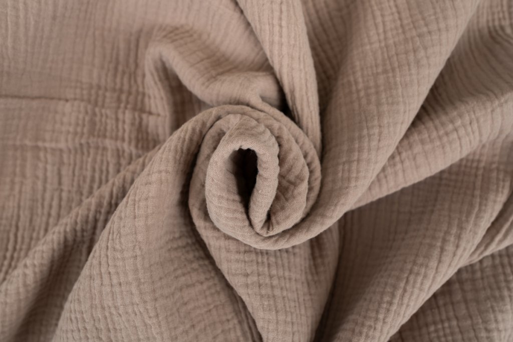 Metráž, MUŠELÍN NUGÁT (bm, šíře 155 cm)