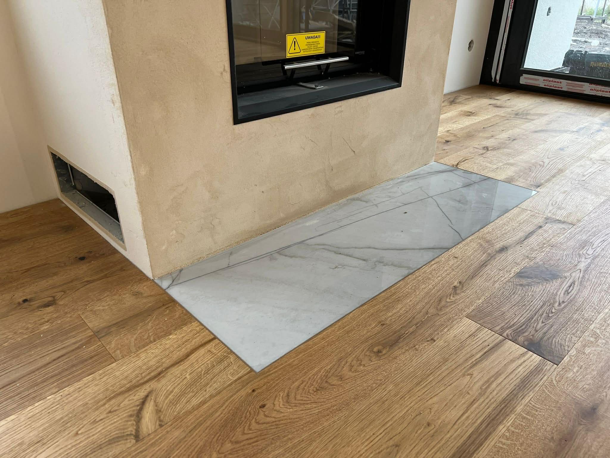 Dřevěná podlaha DUB COUNTRY RUSTIKAL 190 14x190x1900mm, Rustik 190, třívrstvá, 4V, kartáčovaný povrch