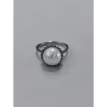 Stříbrný prsten s perlou