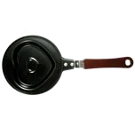 Nepřilnavá pánev ve tvaru srdce 12 cm