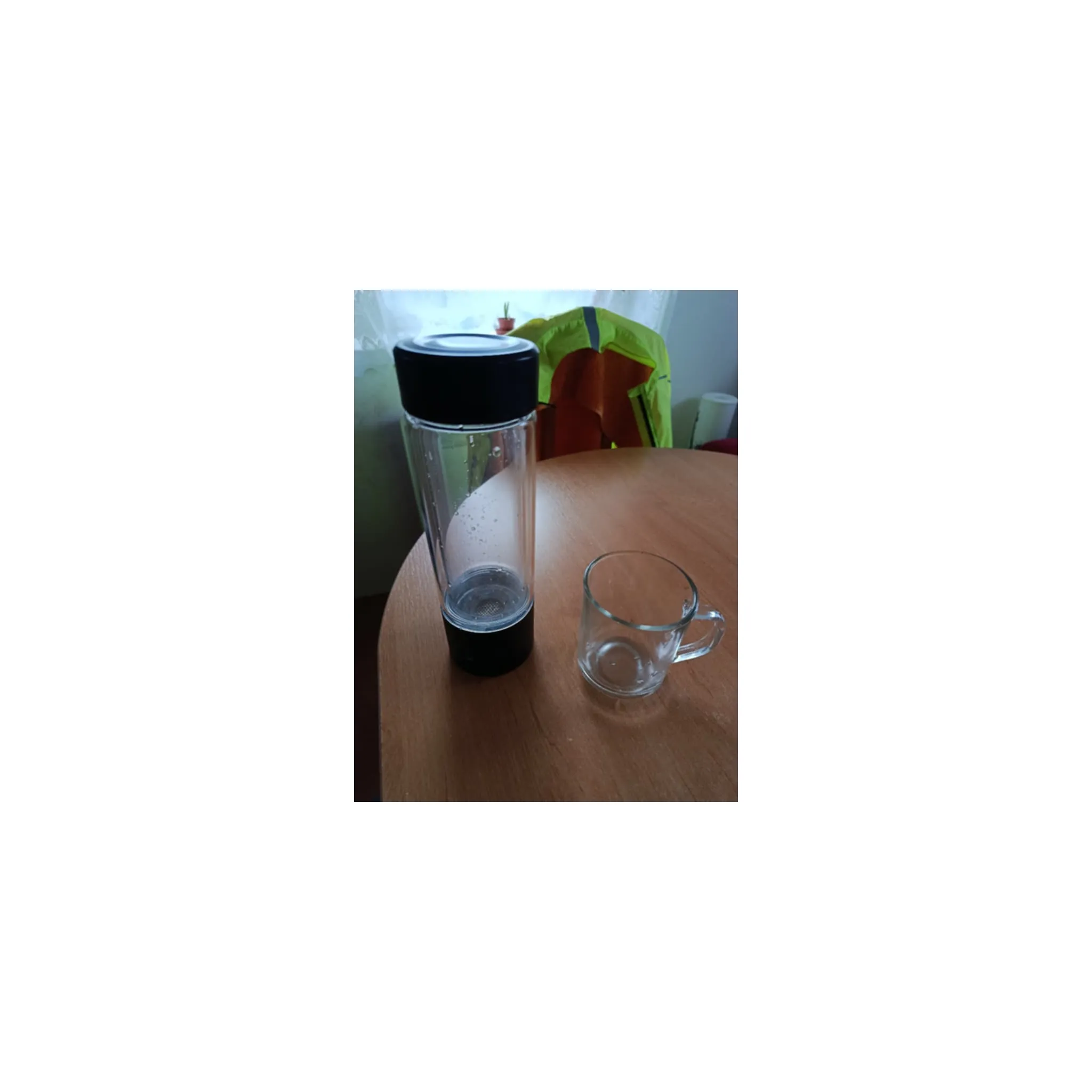 Fotografie 2 - Filtrační konvice G21 Hydrovia generátor vodíkové vody 325 ml černý