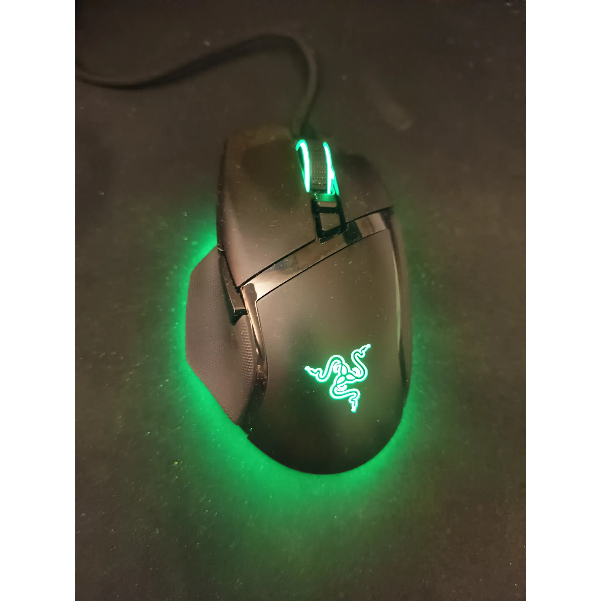 Fotografie 9 - Myš Razer Basilisk V3