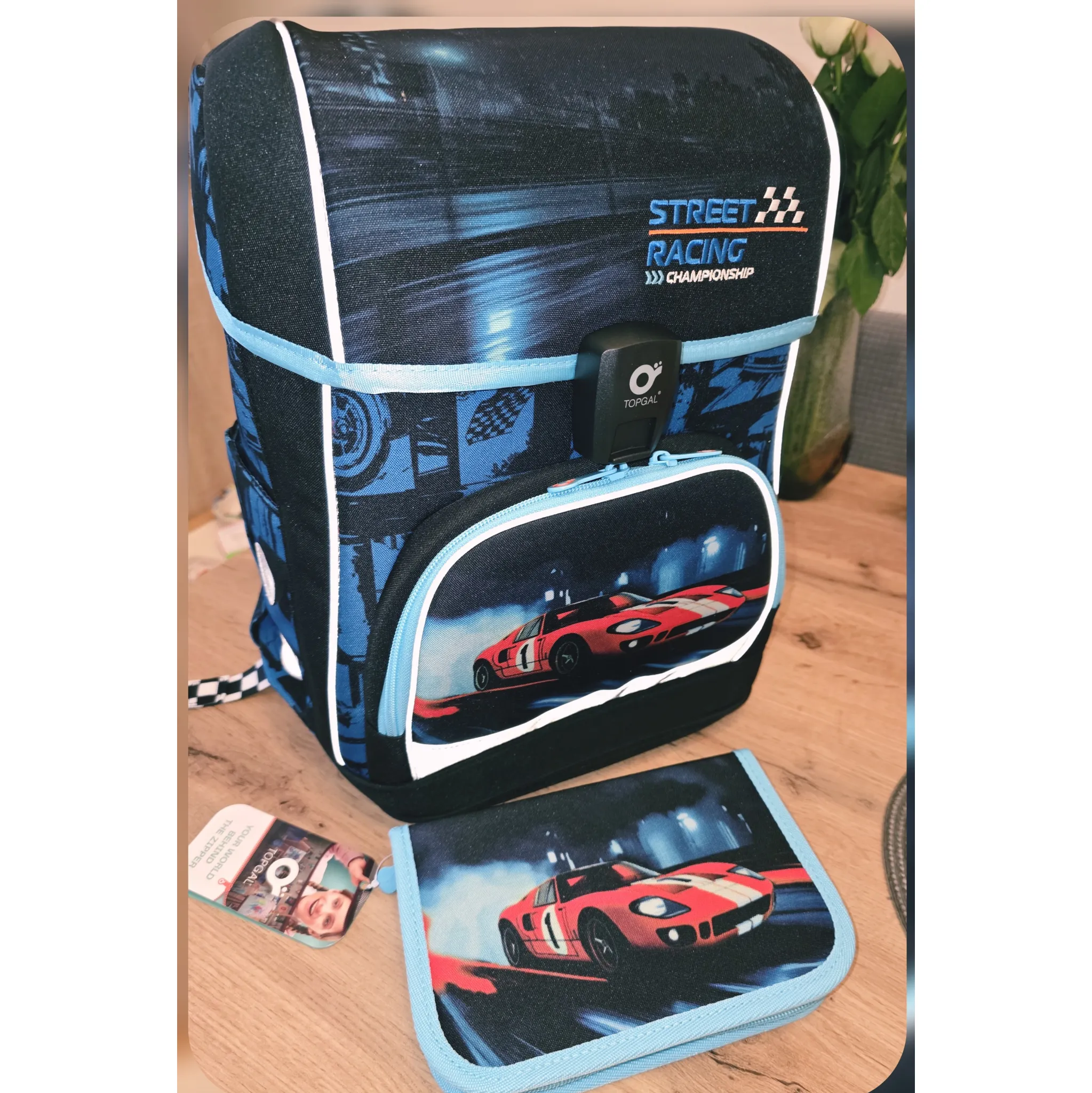 Fotografie 3 - Školní batoh Topgal Aira 22 l Fotbal