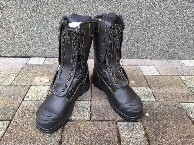 Zásahová obuv HAIX FIRE-FLASH GAMMA - protiprořezová ! - 41