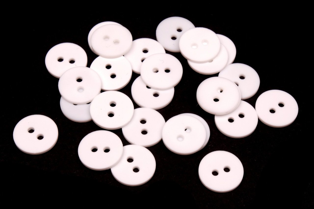 Knoflík mandlovací vel.24 - 15,2mm hladký, varianta bílá