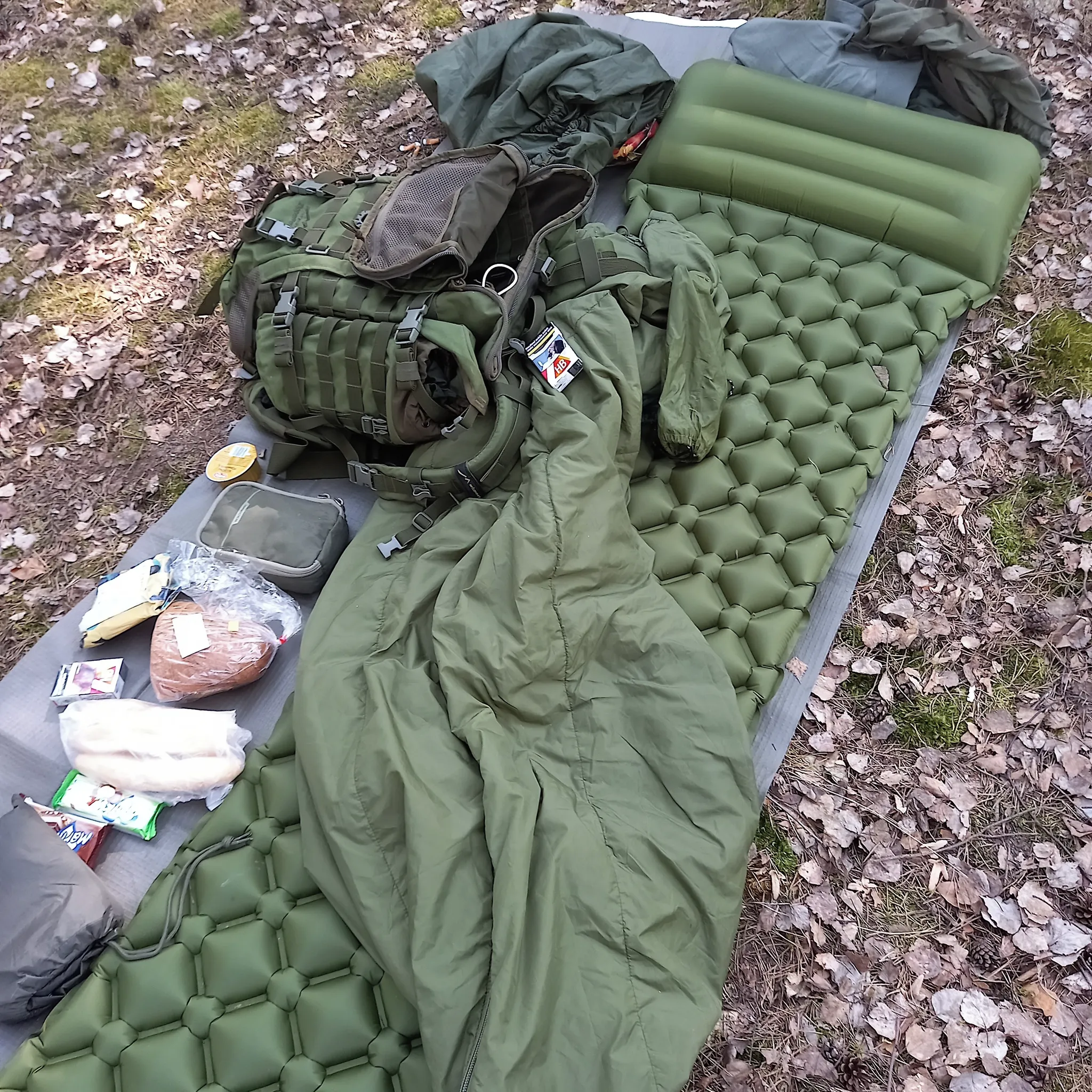 Fotografie 3 - Turistický batoh Wisport ZipperFox 40 l Olive Green