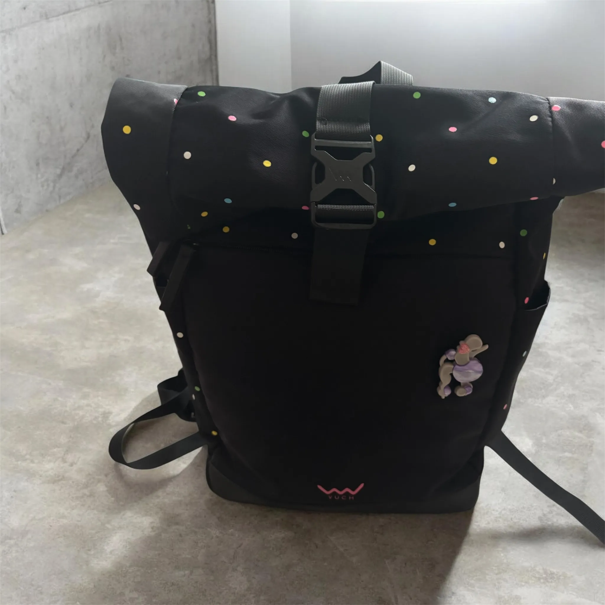Fotografie 3 - Městský batoh Vuch Virion Dotty 19 l béžový