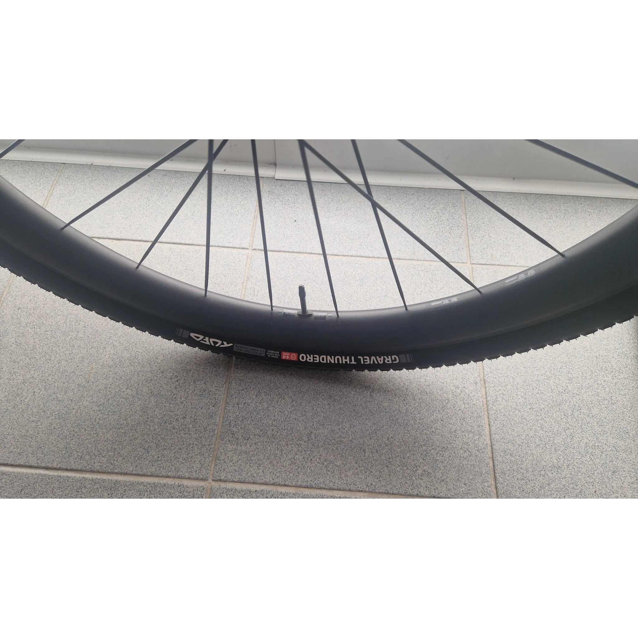 Fotografie 3 - Plášť na kolo TUFO Gravel Thundero kevlar černý 28" x 1,60"