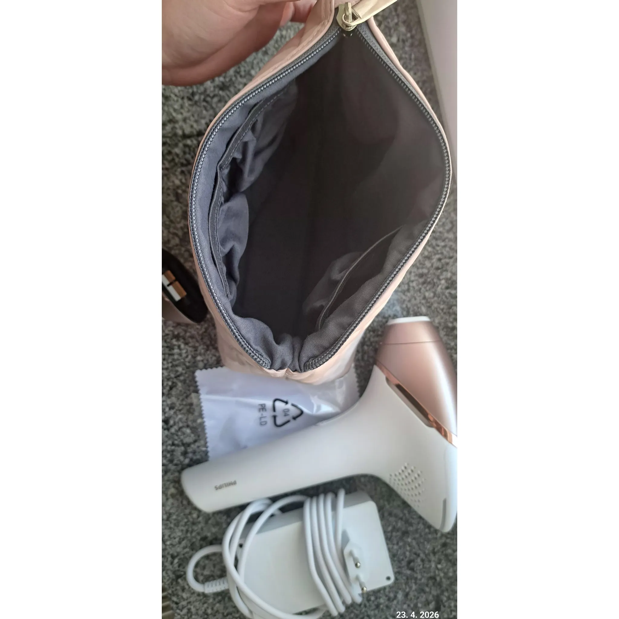 Fotografie 8 - Epilátor Philips Lumea IPL 9900 BRI950/01