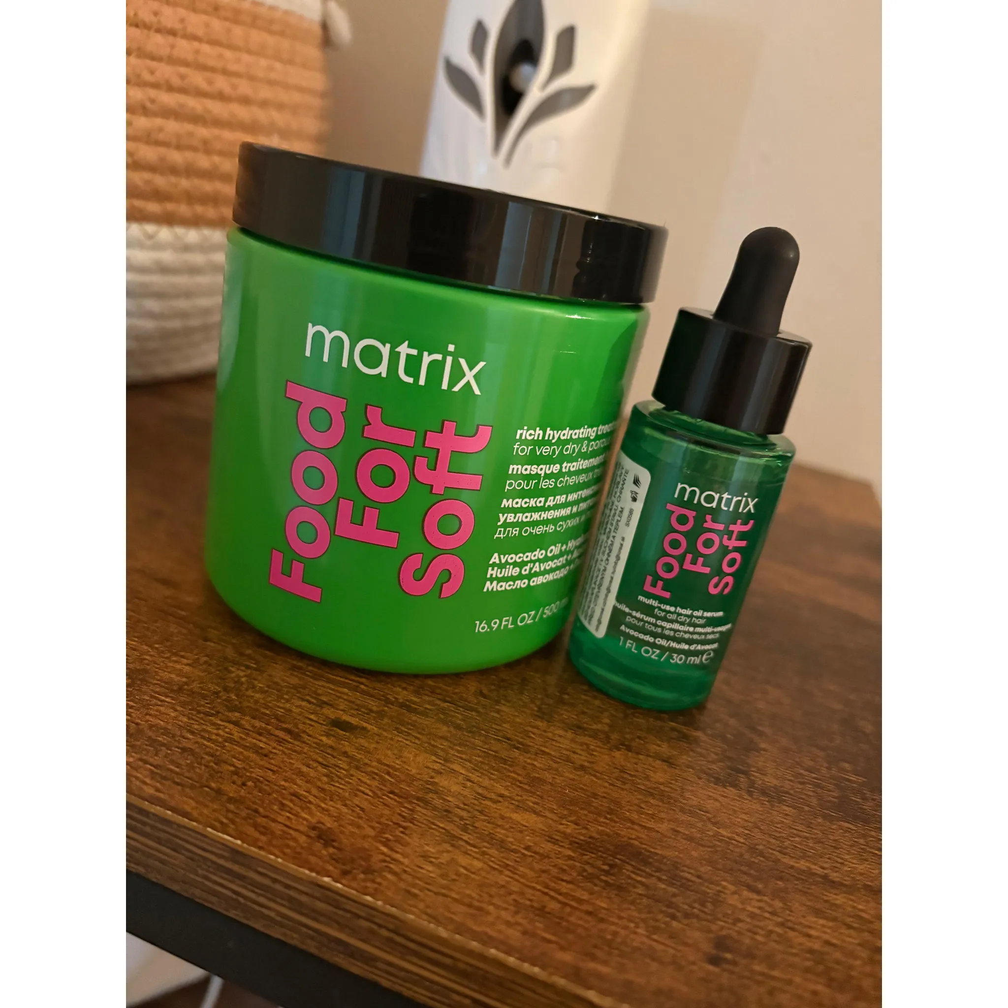 Fotografie 2 - Vlasová regenerace Matrix Food For Soft hydratační maska 500 ml