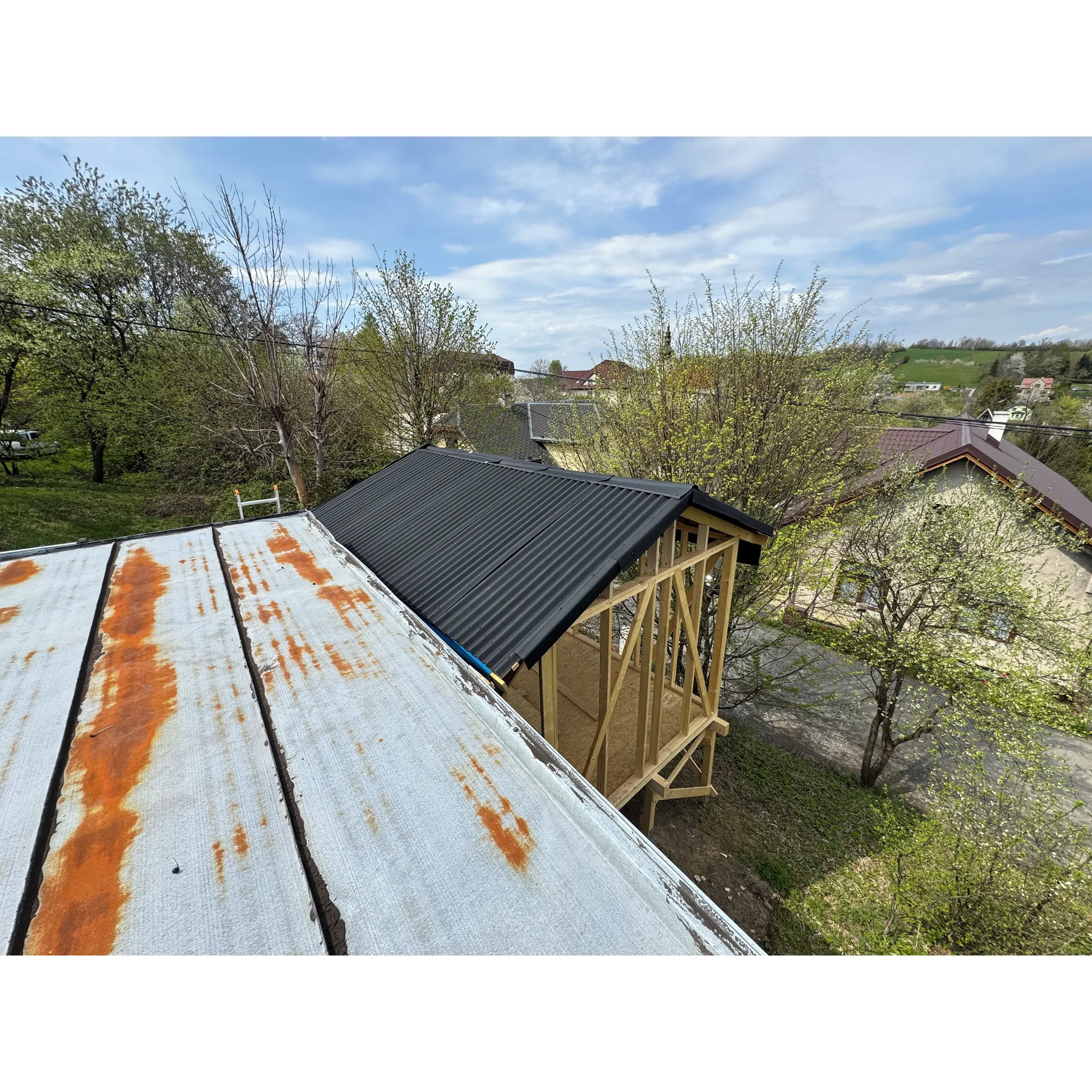 Fotografie 2 - Bitumenová deska Onduline Classic 950 x 2000 x 3 mm 1 m2 černá