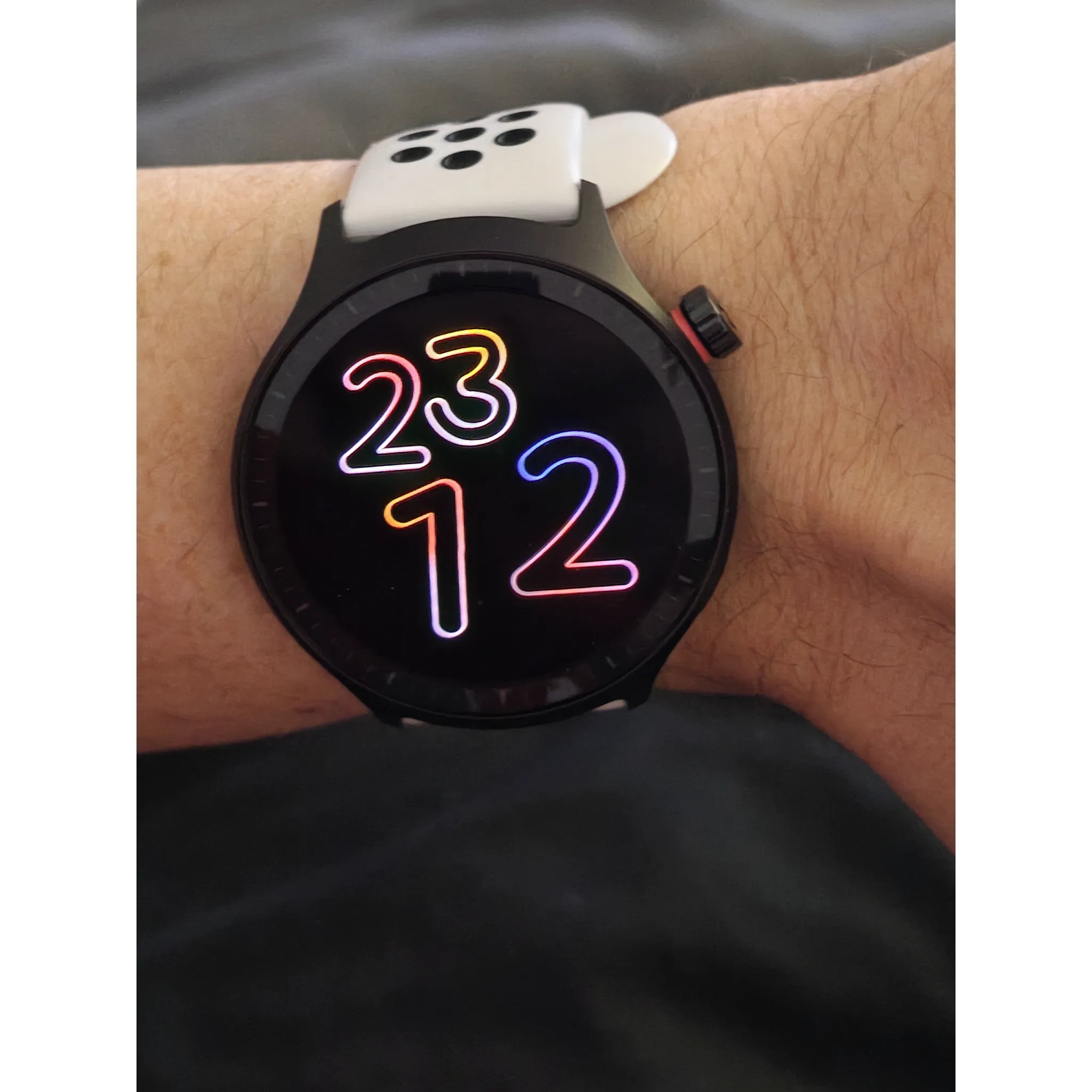 Fotografie 6 - Chytré hodinky Motorola Moto Watch PG38C08254
