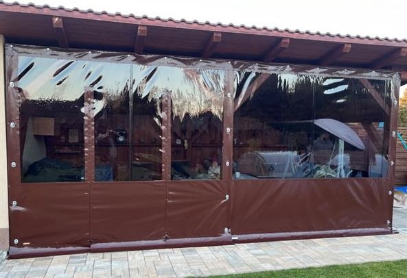 Plachta na pergolu - průhledná - PVC fólie Crystal 0,5 mm kouřový (lemovaná s oky) - cena za 1m2