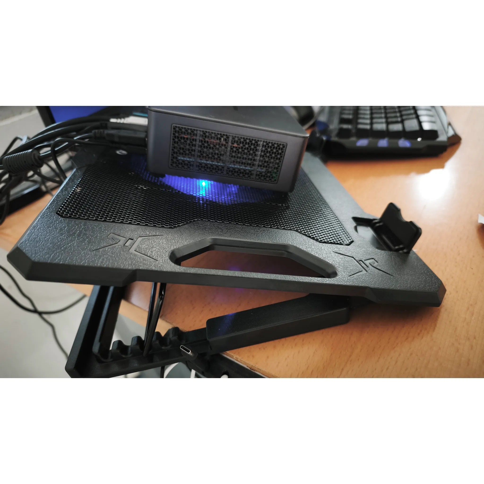 Fotografie 3 -  C-TECH CLP-S100