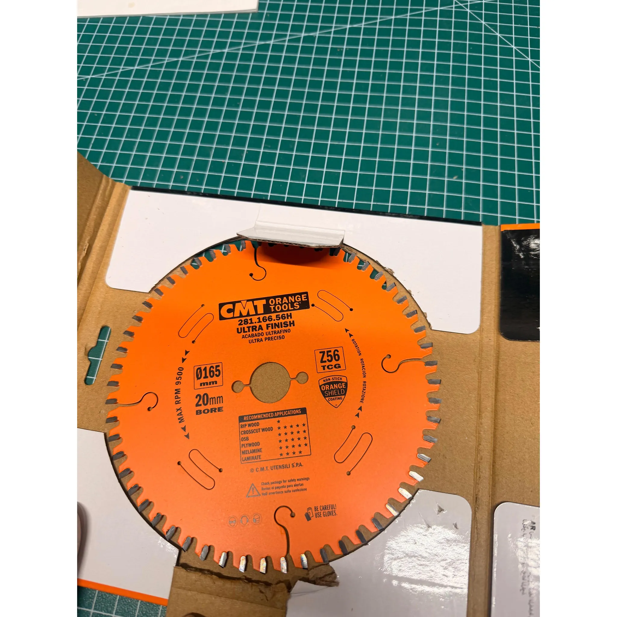 Fotografie 2 - Pilový kotouč CMT XTreme pilový kotouč na lamino a DTD/D165x2,2 d20 Z56 HW