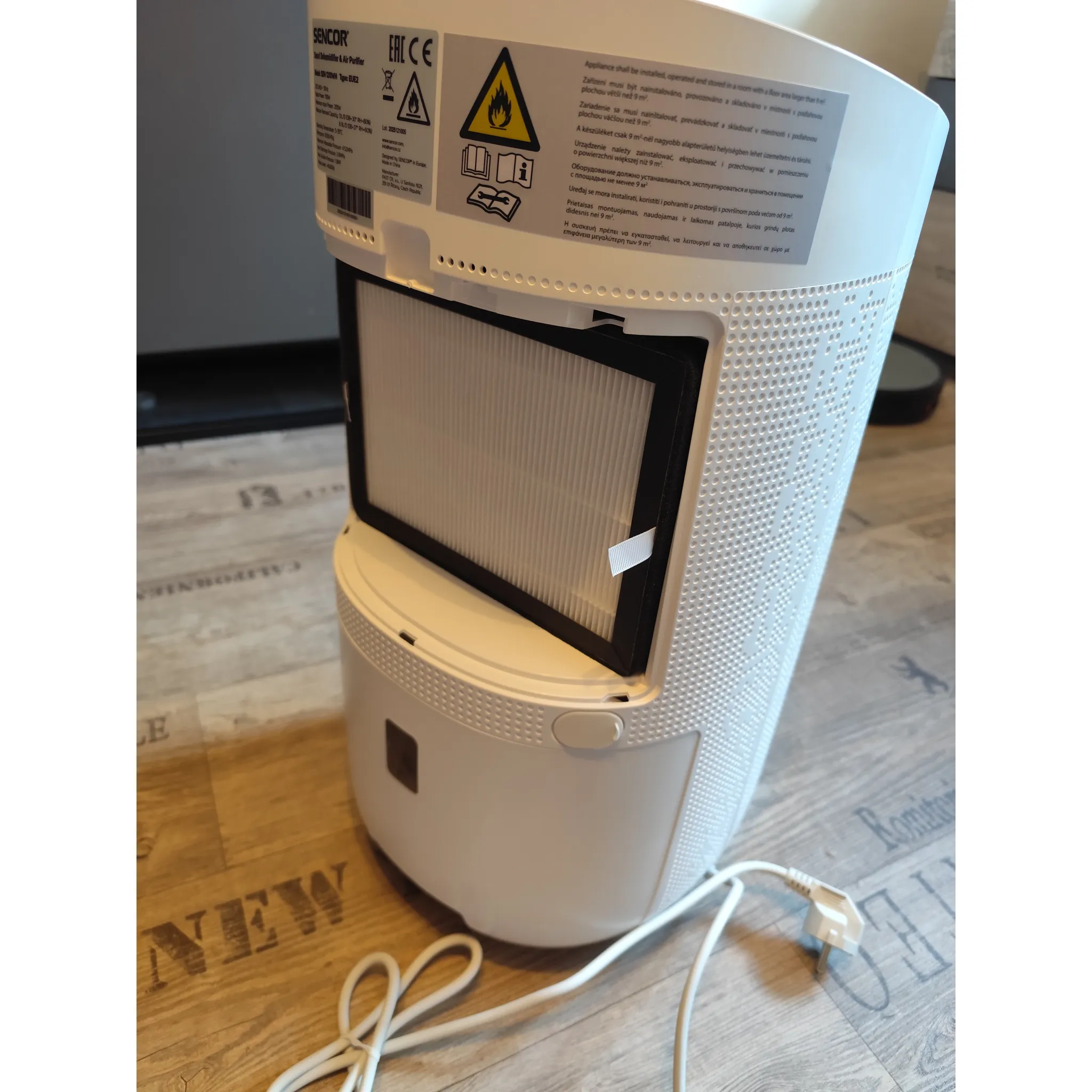 Fotografie 7 - Odvlhčovač vzduchu Sencor SDH 1210WH