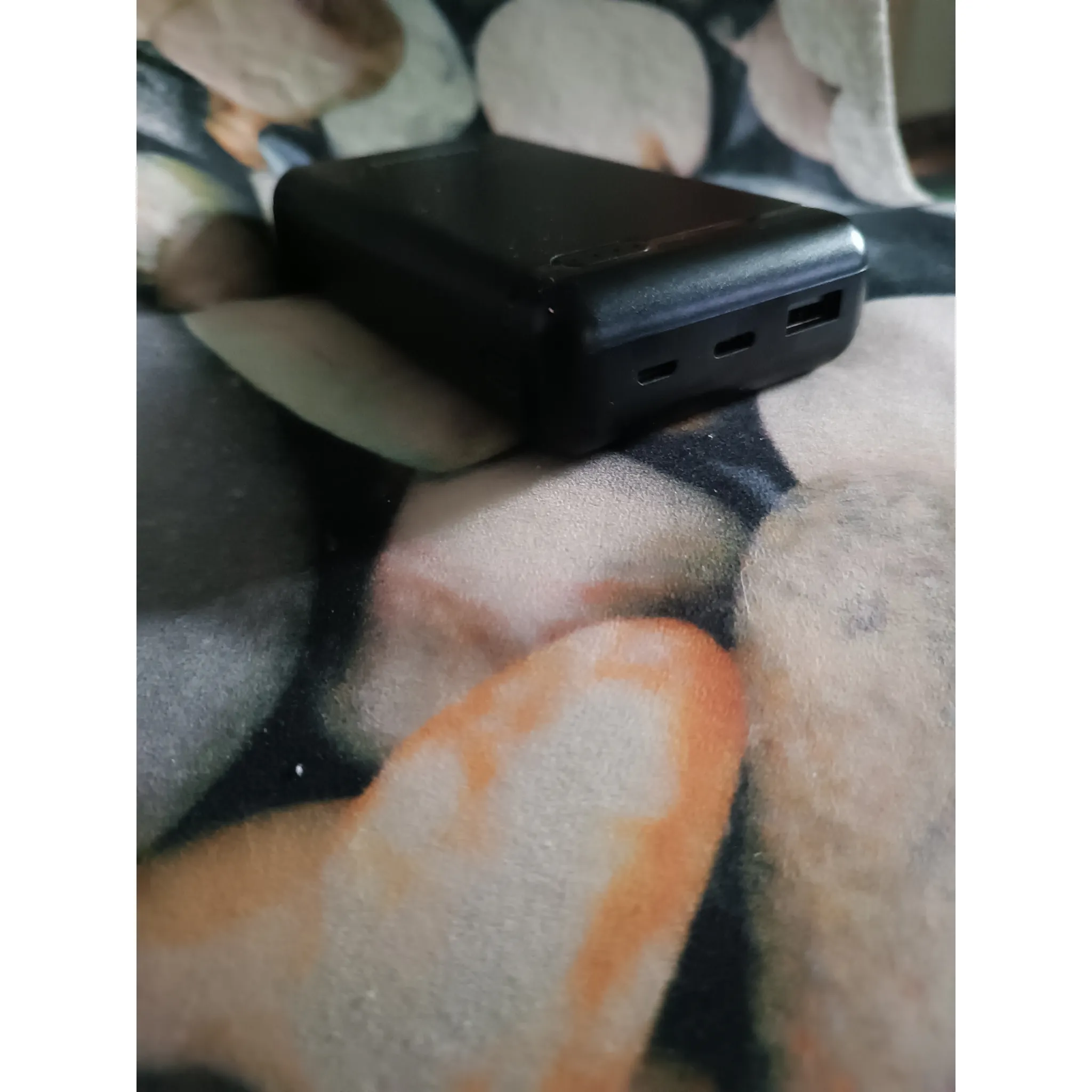Fotografie 3 - Powerbanka Intenso XS 20000 mAh černá