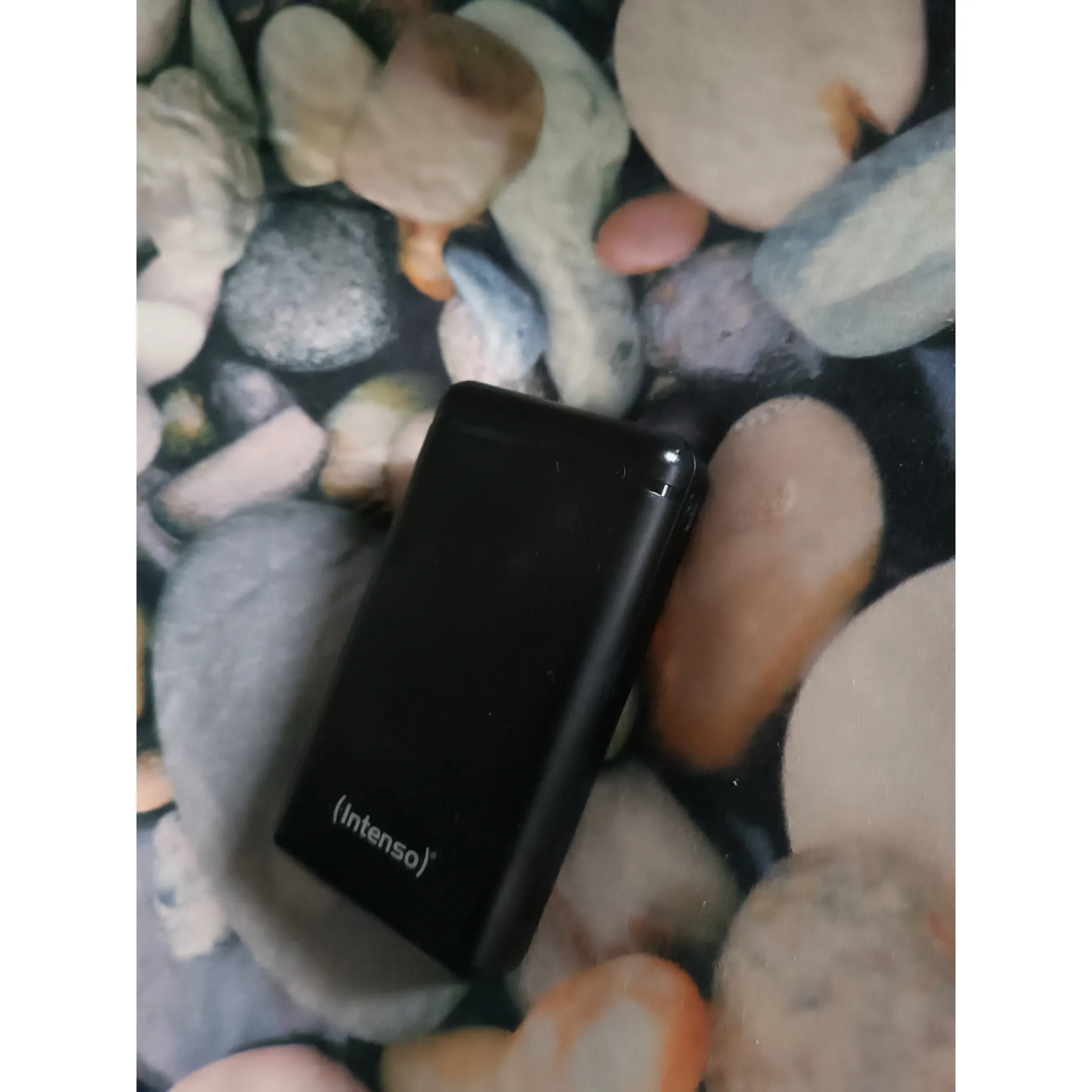 Fotografie 2 - Powerbanka Intenso XS 20000 mAh černá