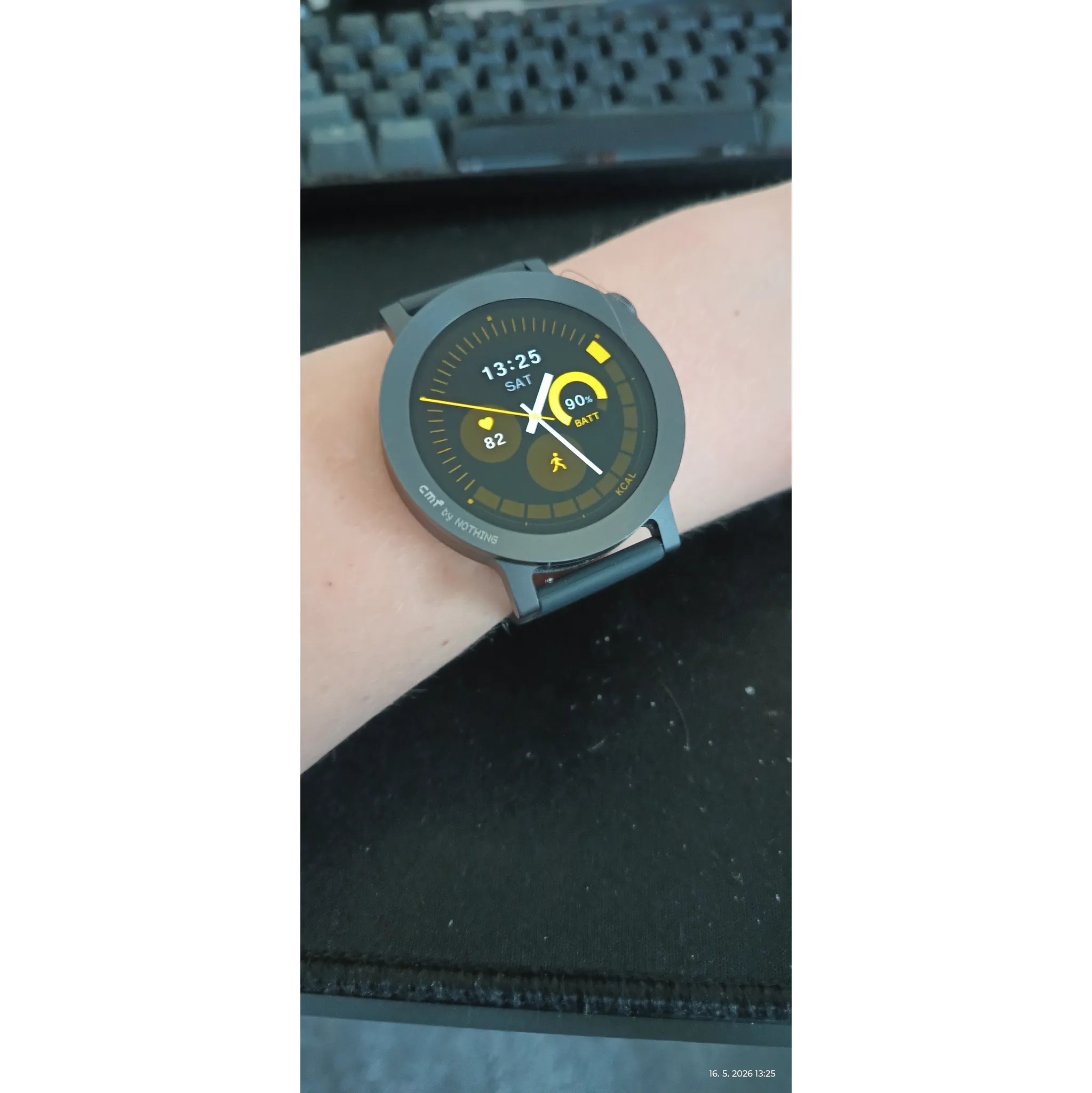 Fotografie 3 - Chytré hodinky CMF Watch 3 Pro světle šedé