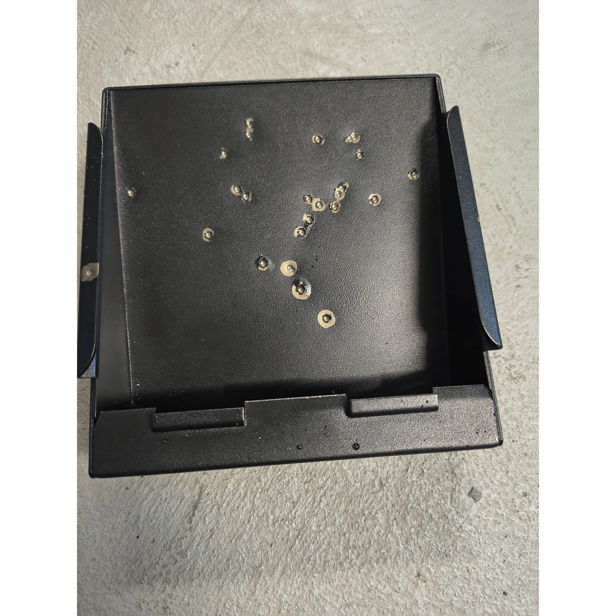 Fotografie 2 - Terč na sportovní střelbu inSPORTline Peltrap lapač diabolků + 100 ks papírových terčů 14 x 14 cm