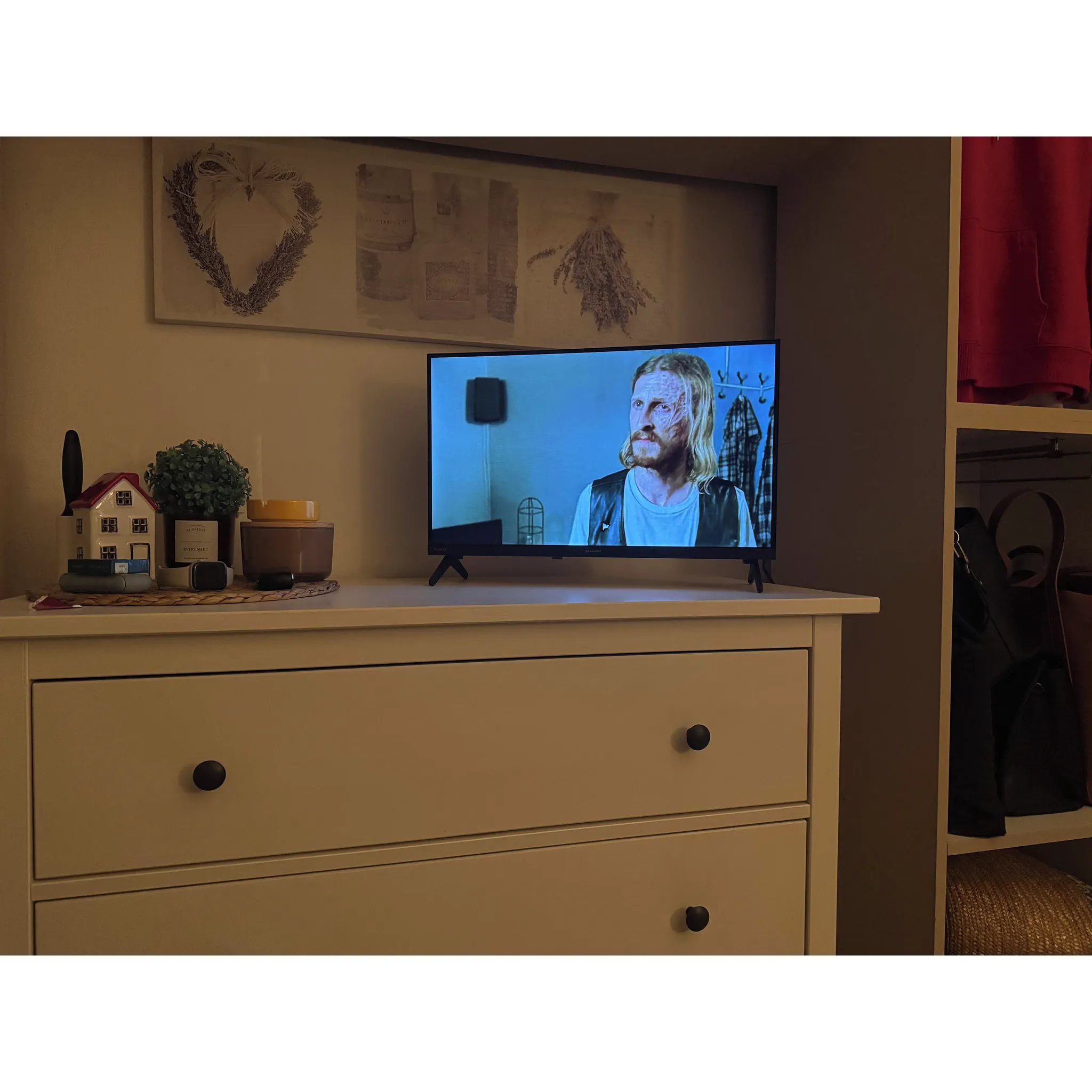 Fotografie 9 - Televizor Sharp 24" LED (24HF2265E)