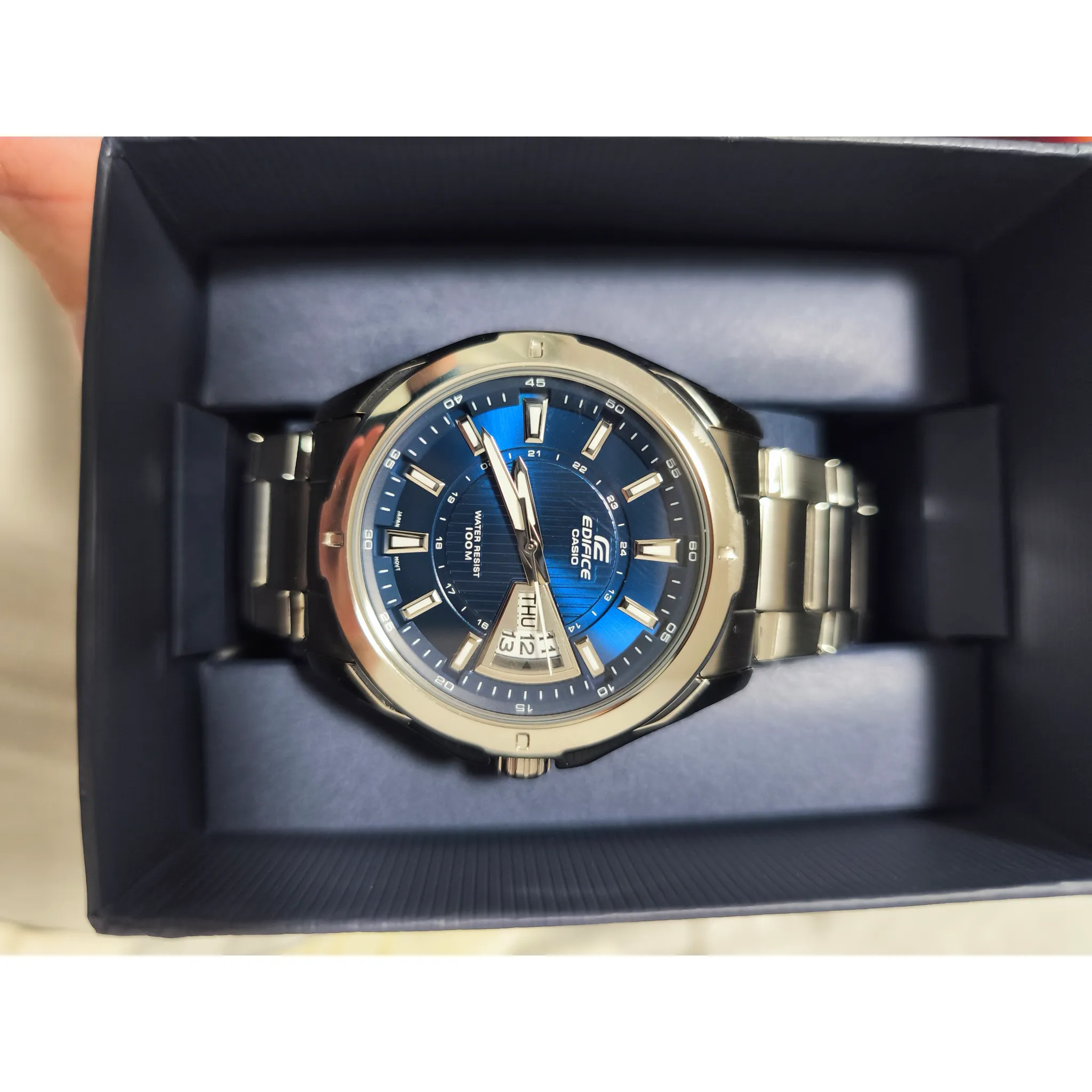 Fotografie 2 - Hodinky Casio Edifice EF-129D-2AVEF