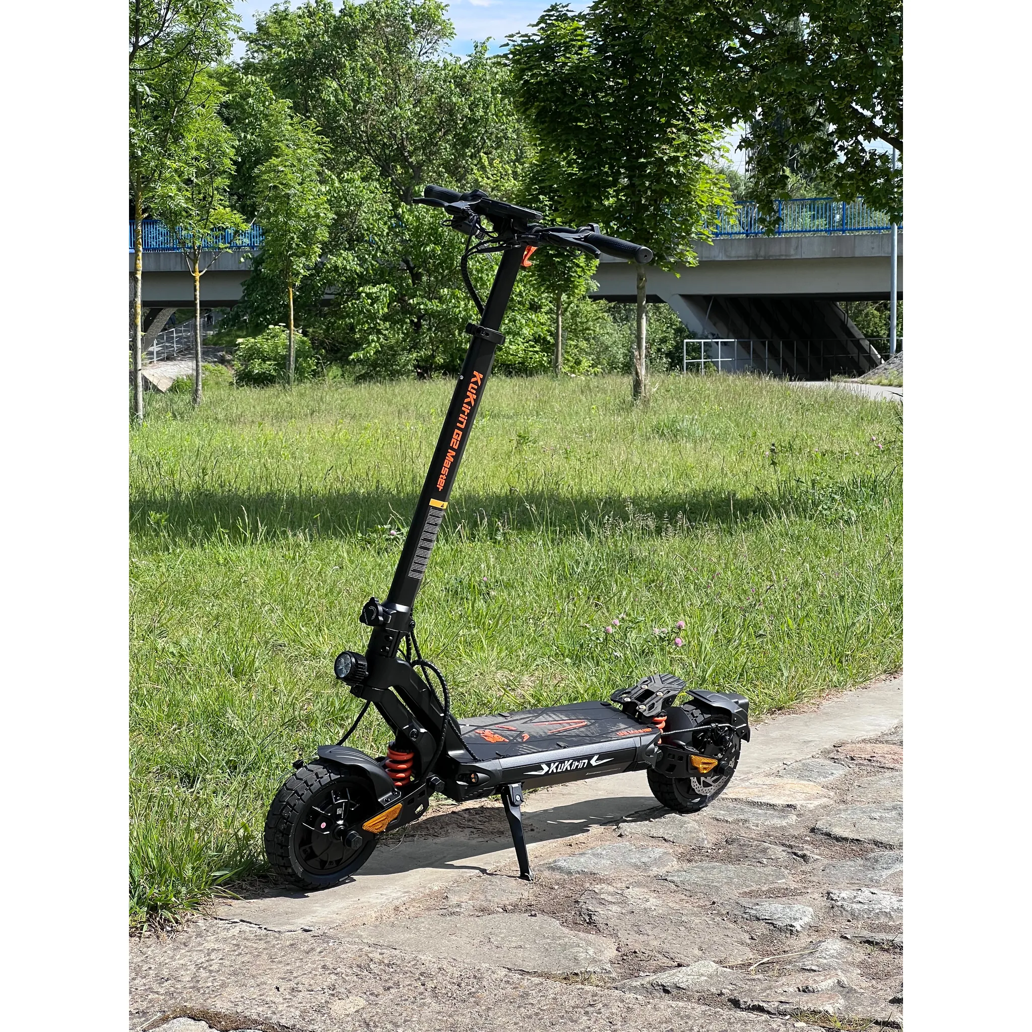 Fotografie 14 - Elektrokoloběžka KuKirin G2 Master