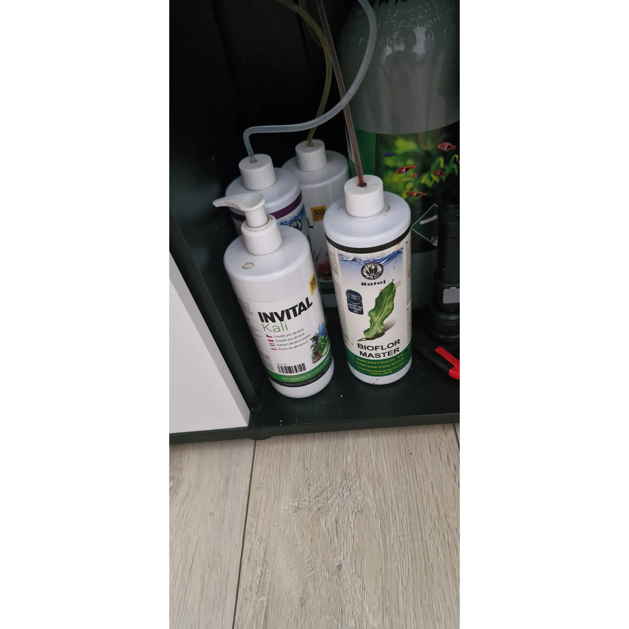 Fotografie 2 - Akvarijní chemie Rataj Makron NPK 500 ml