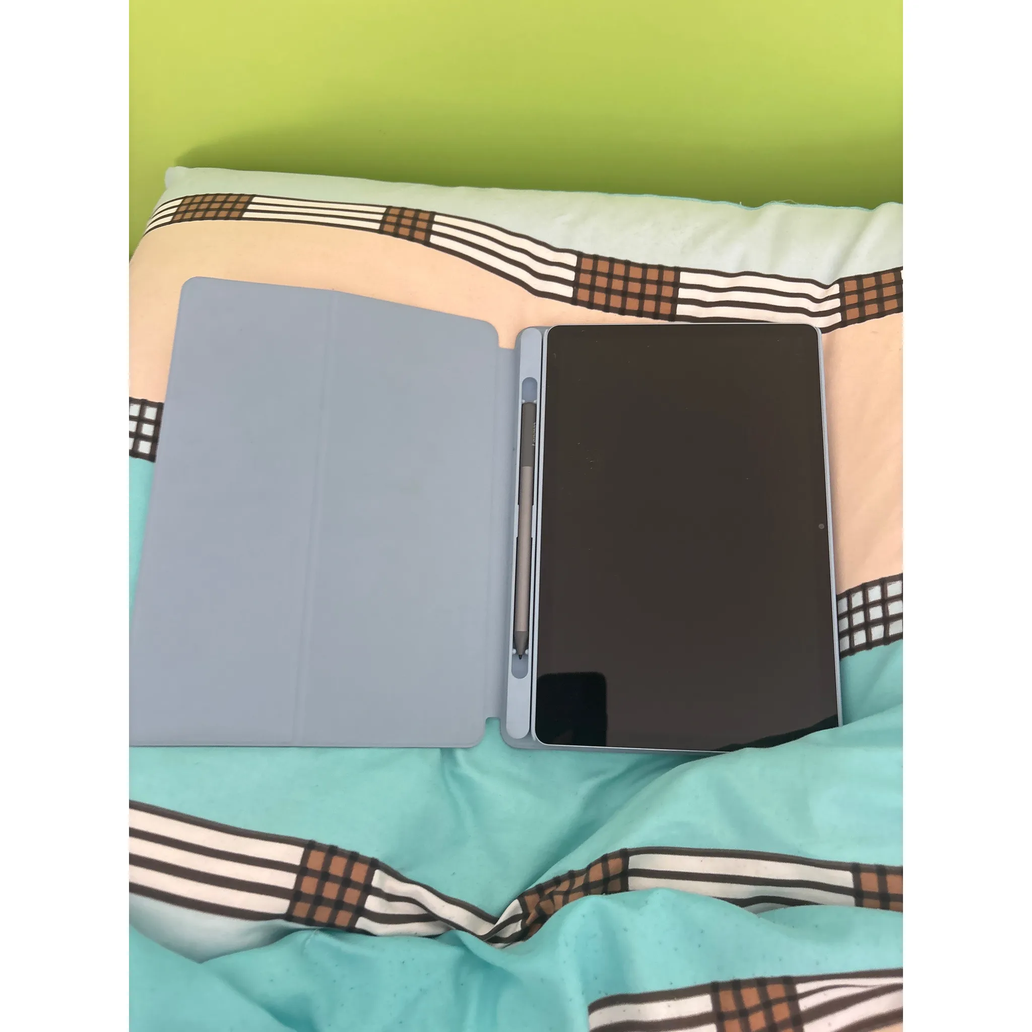 Fotografie 7 - Tablet Lenovo Idea Tab 11" 128 GB Wi-Fi Luna Grey (ZAFR0358CZ)