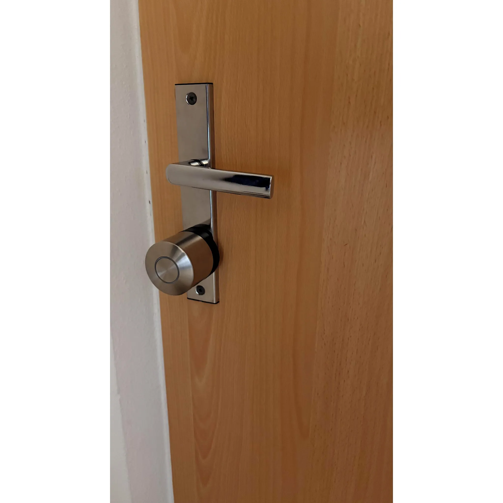 Fotografie 8 - Chytrý zámek Nuki Smart Lock Ultra 221145 stříbrný