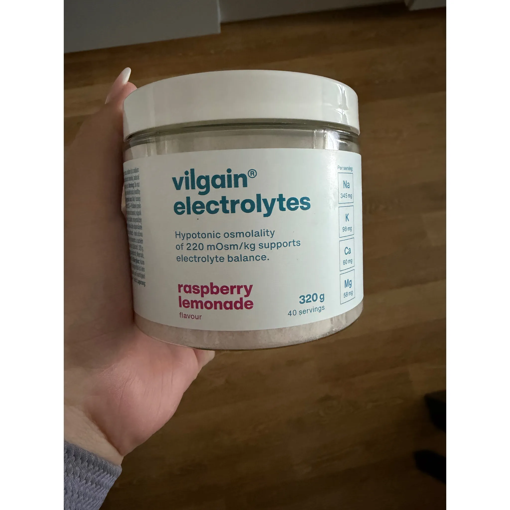 Fotografie 4 - Iontový nápoj Vilgain Hydrate Electrolytes 320 g meloun