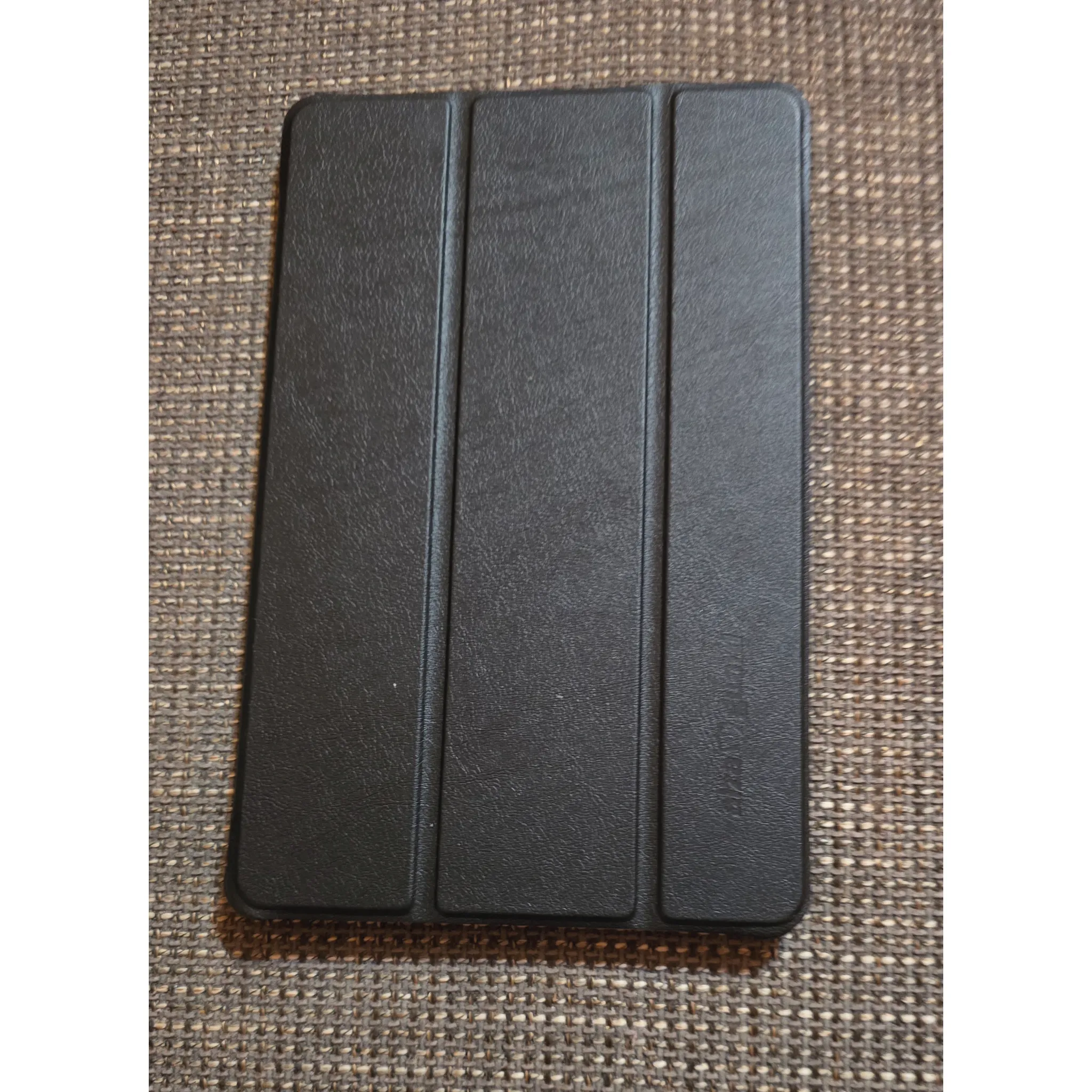 Fotografie 2 - Pouzdro na tablet AlzaGuard Protective Flip Cover AGD-TCF0024B
