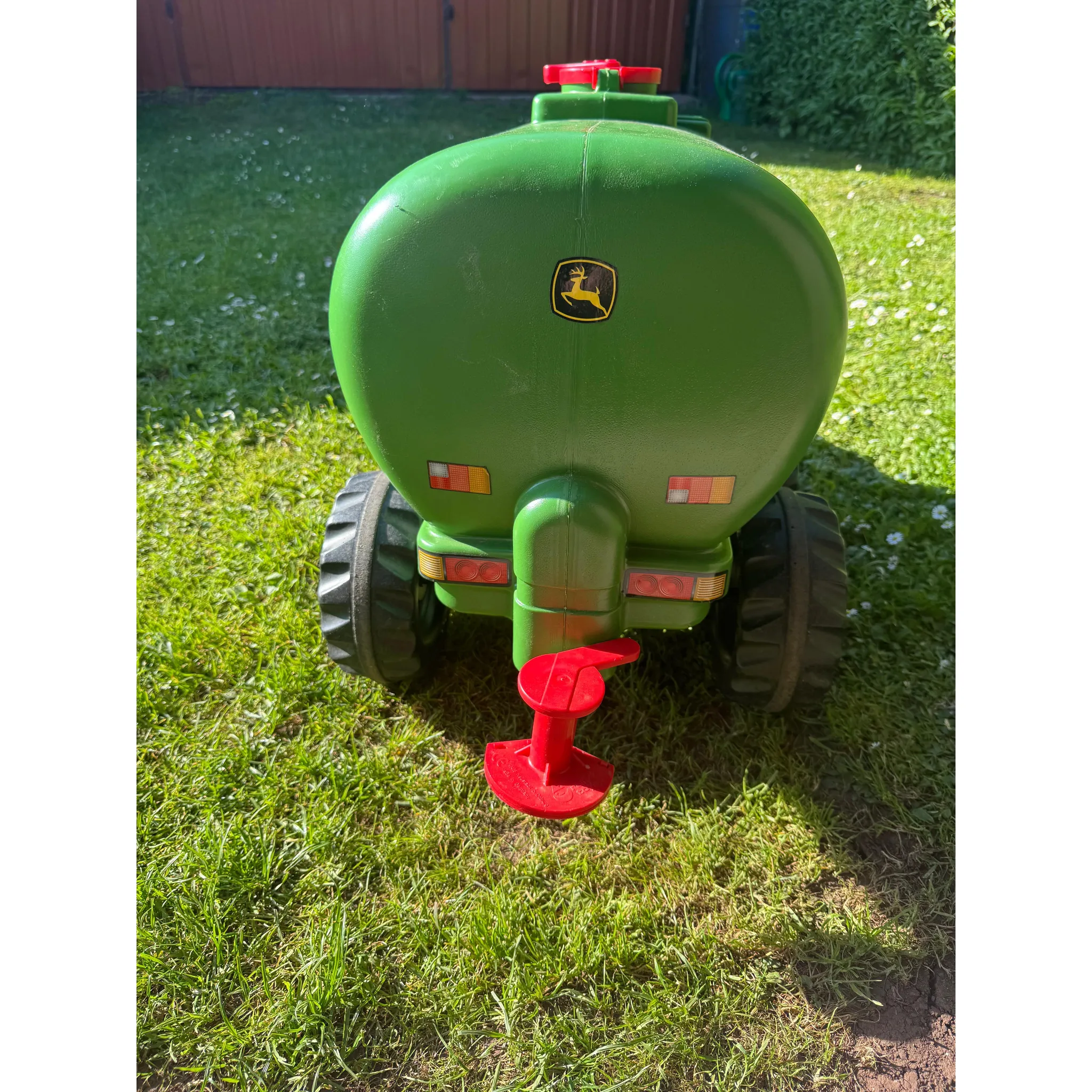 Fotografie 5 - Dětské šlapadlo Rolly Toys John Deere Tanker cisterna s pumpou a sříkačkou zelená