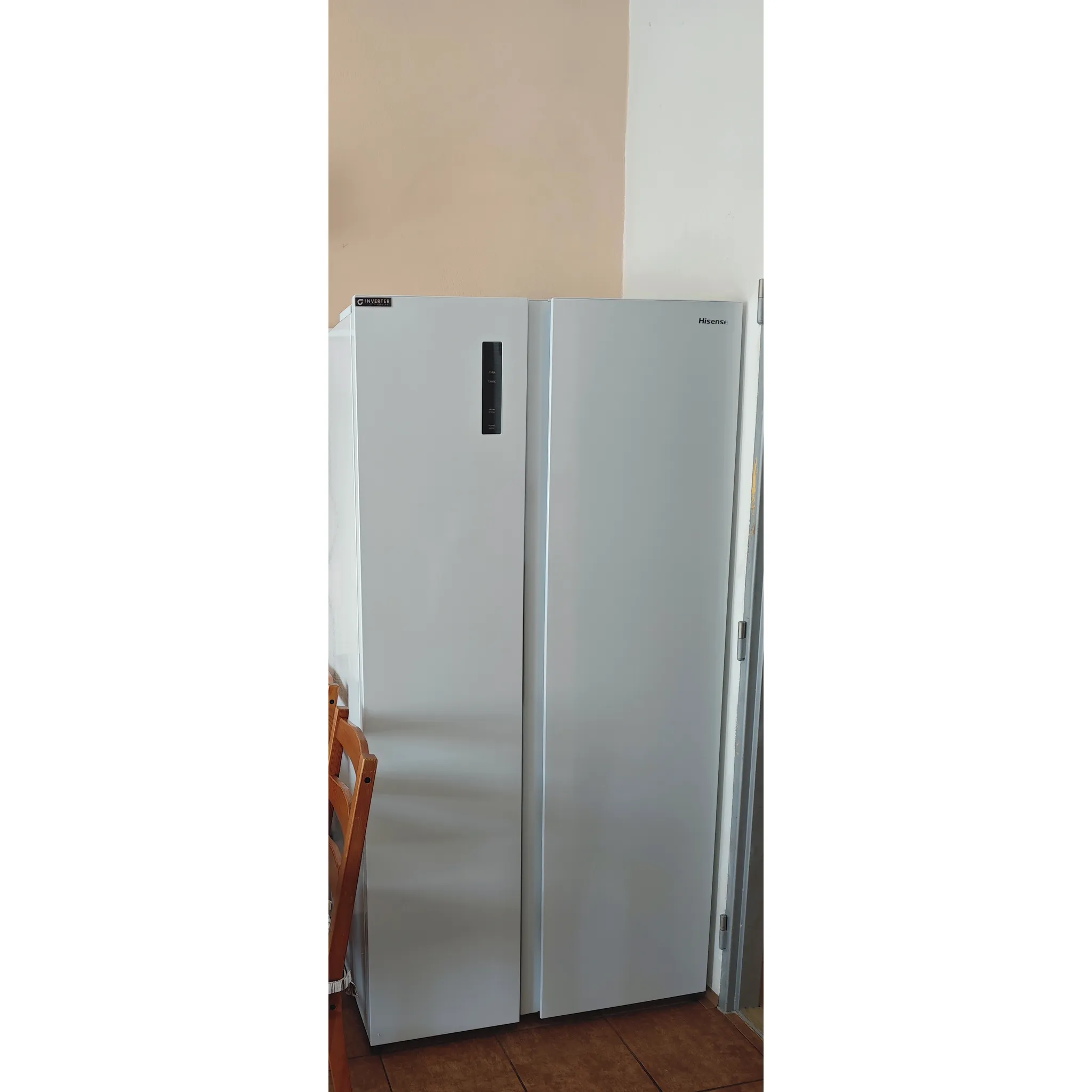 Fotografie 5 - Lednice Hisense RS3P538NEWE