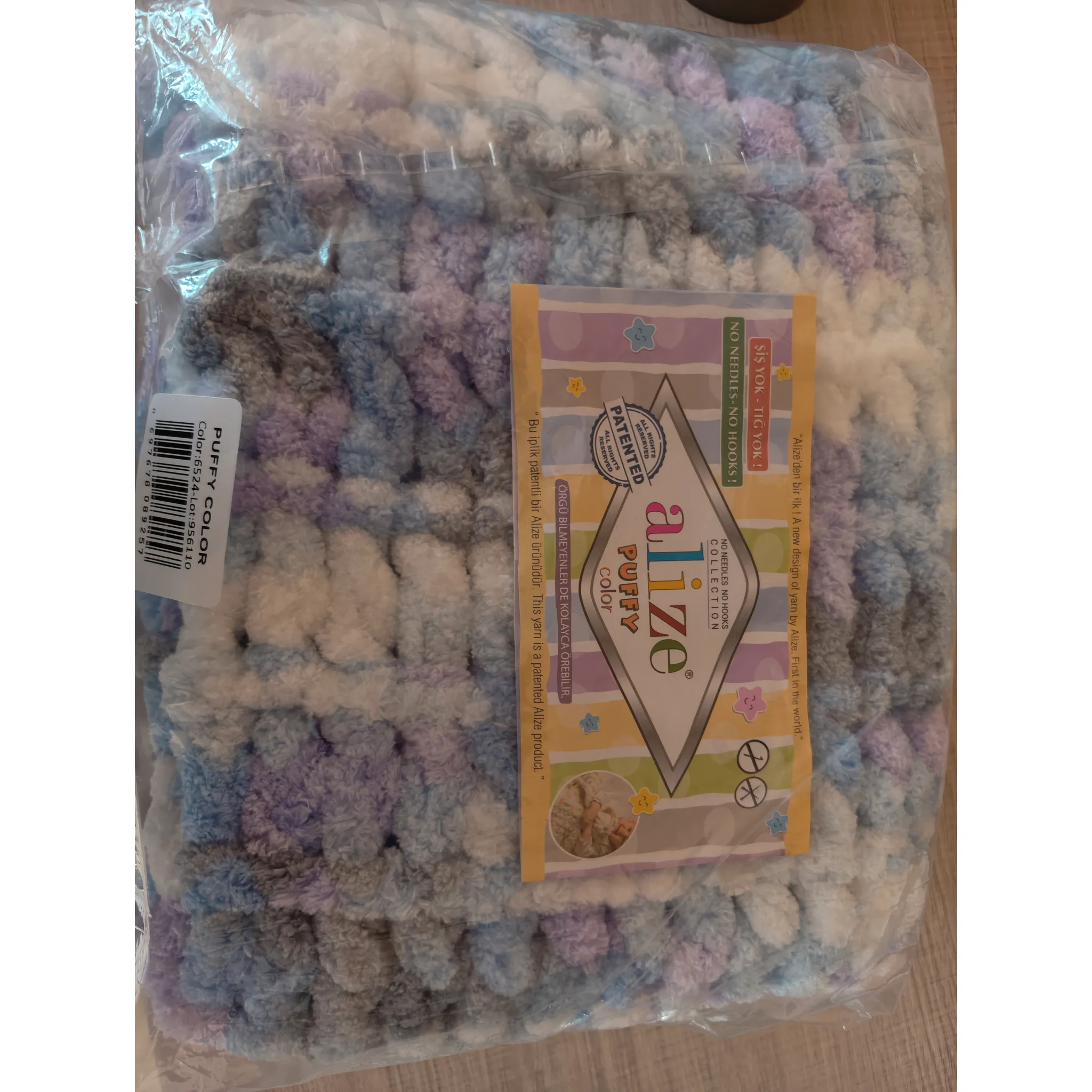 Fotografie 3 - Příze Alize Puffy Color 6052 